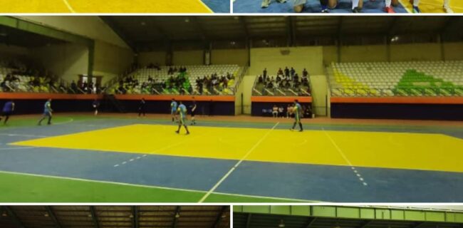 گزارش تصویری از مسابقات فوتسال جام رمضان که به میزبانی امور ورزش شهرداری خرمشهر با حضور ۲۸ تیم محله ای در حال برگزاریست