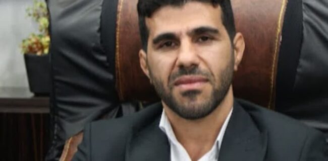 شهردار خرمشهر درگفتگوی اختصاصی با همگام خبر از روکش آسفالت در چندین نقطه شهر خبر داد
