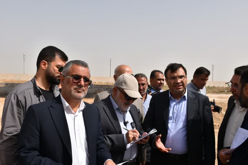 همه در راستای مسئولیت های اجتماعی خود در کنار دانشگاه علوم پزشکی آبادان جهت ارائه خدمات بهتربه مردم دربخش های مختلف بسیج شوند یک دست صداندارد
